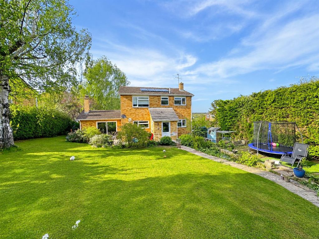 Property photo 1 of 12