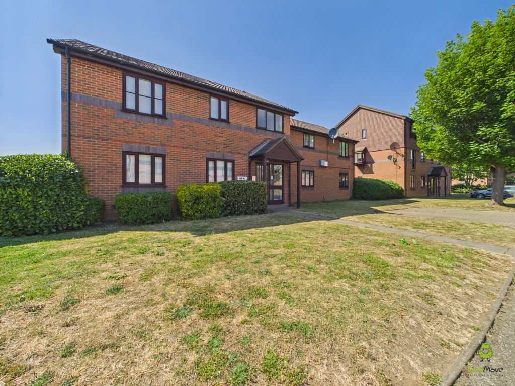 Property photo 2 of 19 Presented By Clinton At Ewemove Bexleyheath And Da