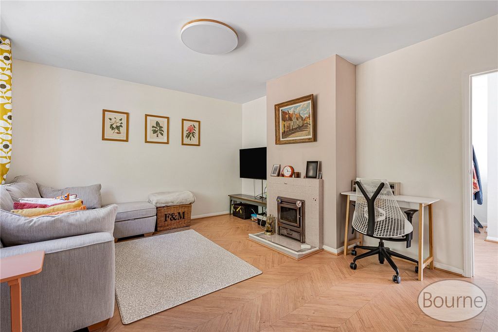 Property photo 3 of 17 Picture No. 20