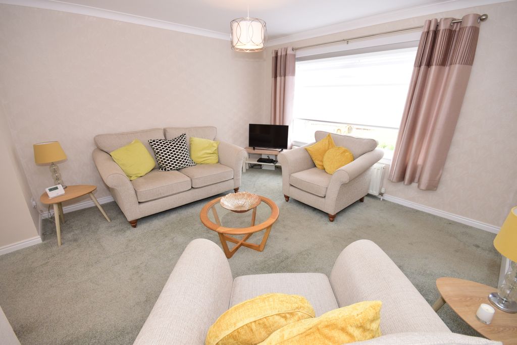 Property photo 3 of 21 Dsc 0060