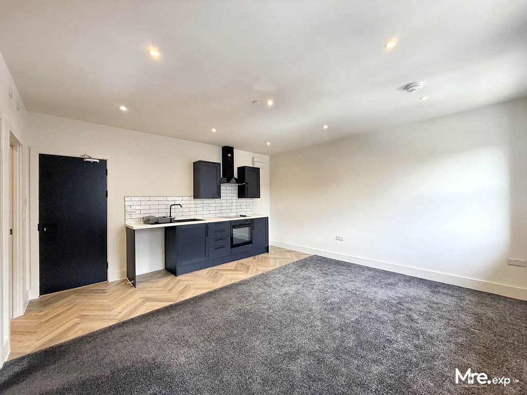 Property photo 2 of 10 Img_3289