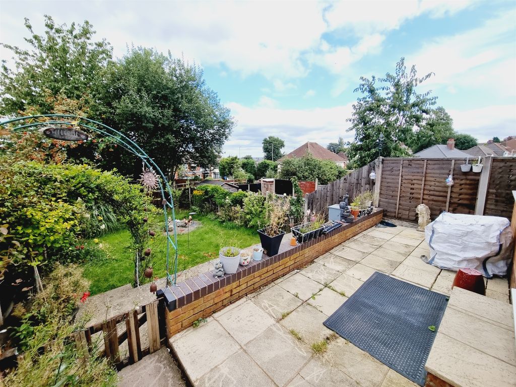 Property photo 2 of 19