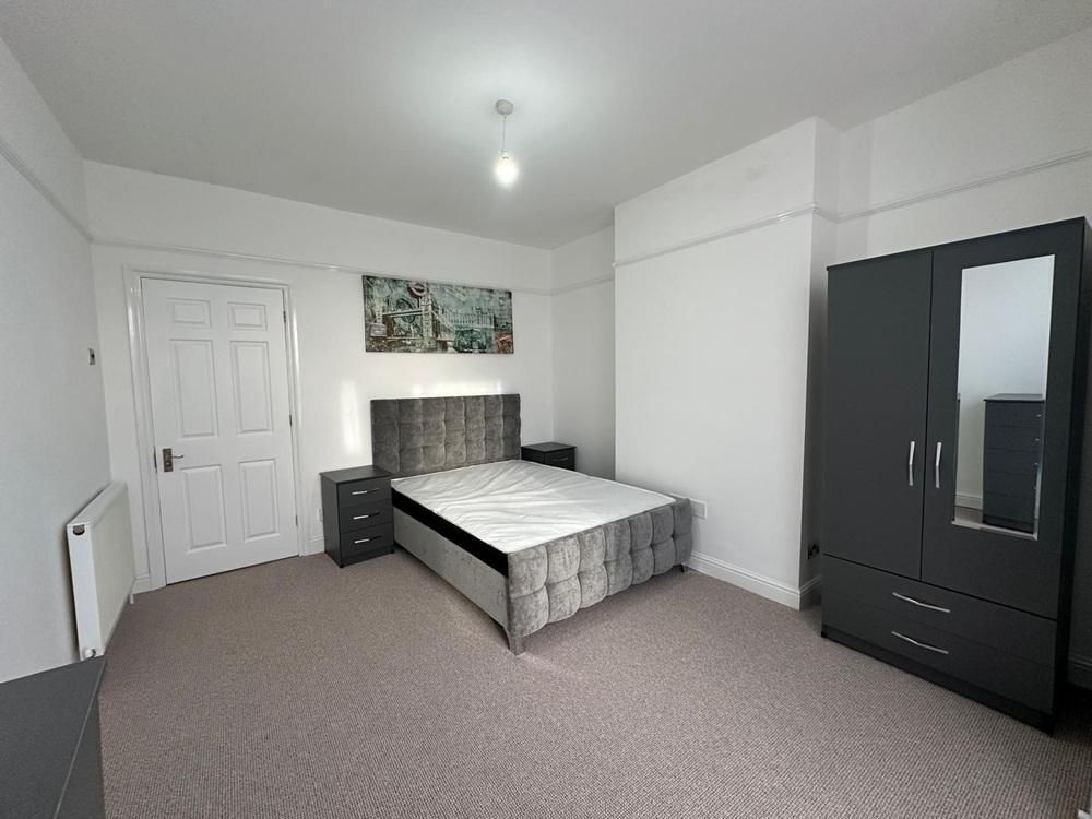 Property photo 2 of 12 Photo 2