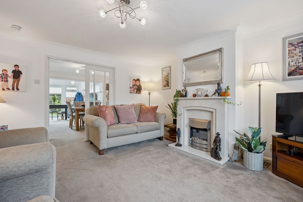 Property photo 3 of 21