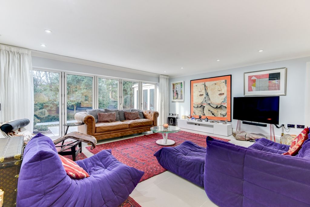 Property photo 3 of 54 75Bdyke-16