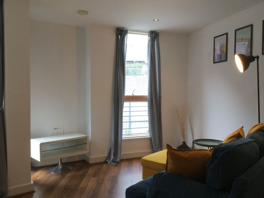 Property photo 3 of 7 3
