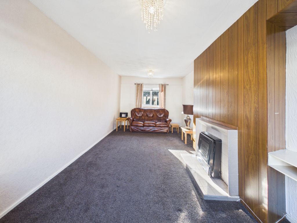 Property photo 2 of 28