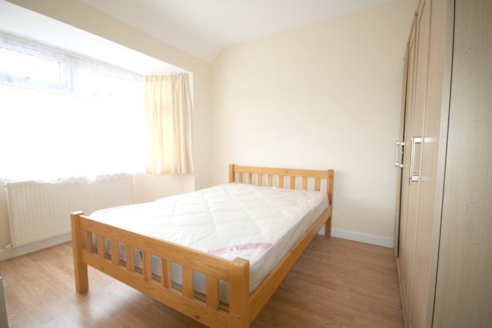 Property photo 3 of 8 Gallery