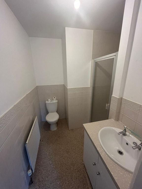 Property photo 1 of 7 WC