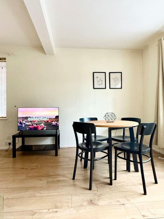 Property photo 1 of 8 Photo 1