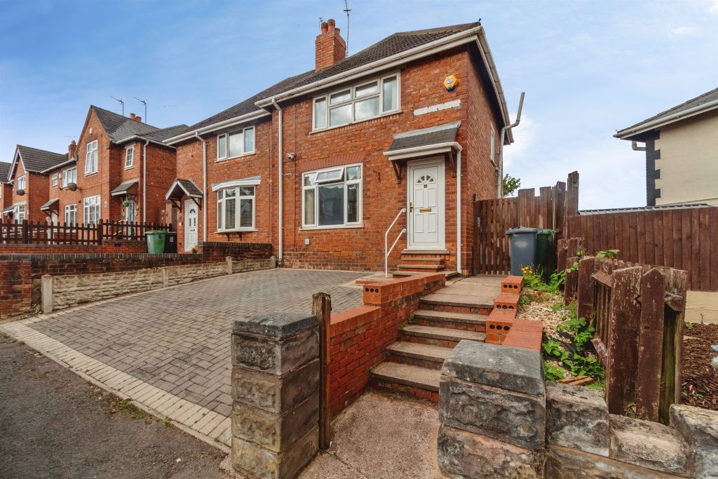 Property photo 2 of 19