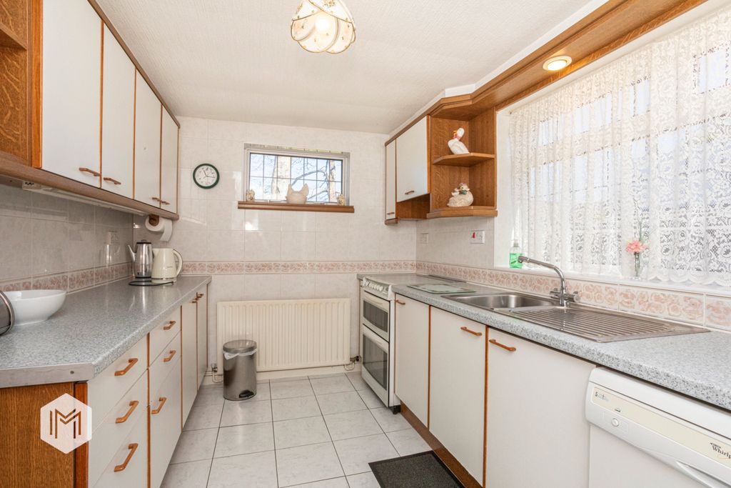 Property photo 3 of 29 Picture No. 09