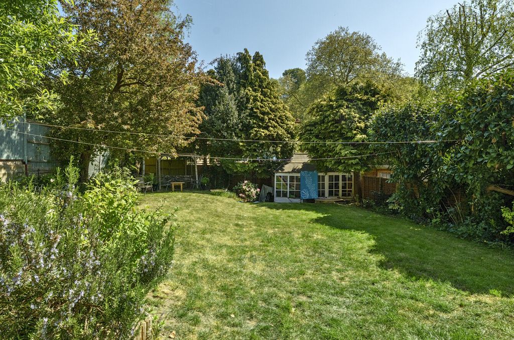 Property photo 3 of 30 1442311-10-69Ef50...