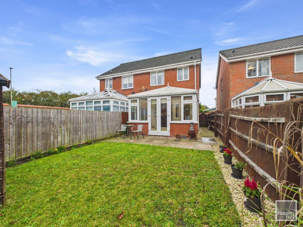 Property photo 2 of 11