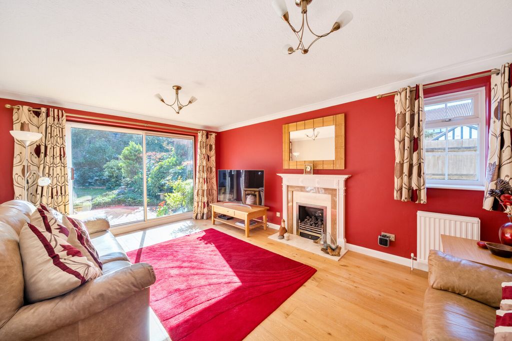 Property photo 2 of 22 Picture No. 37