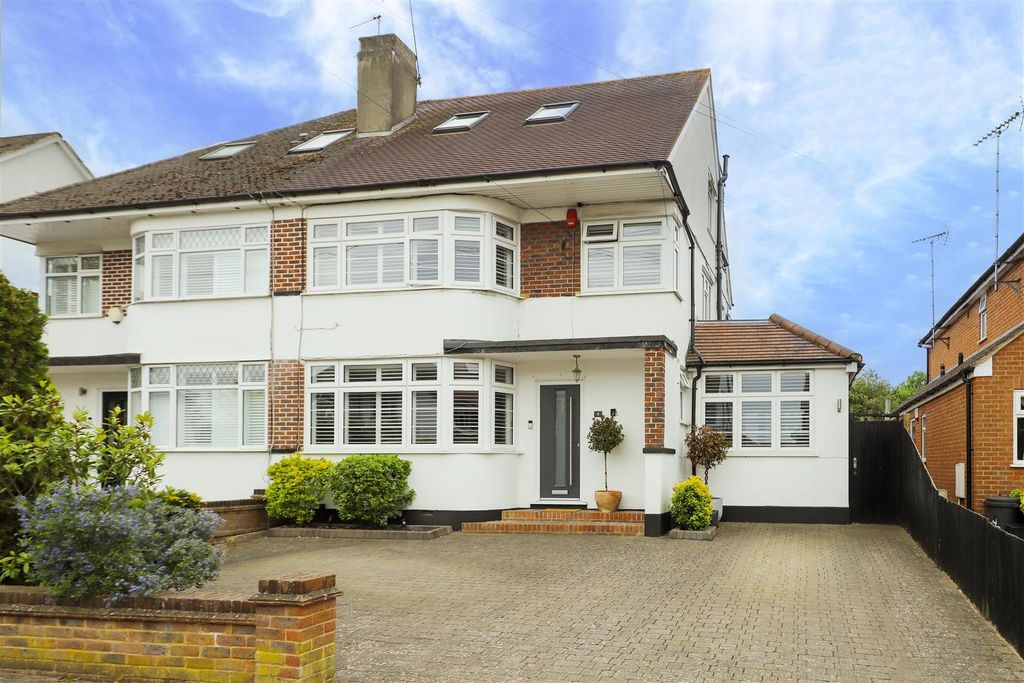 Property photo 1 of 19