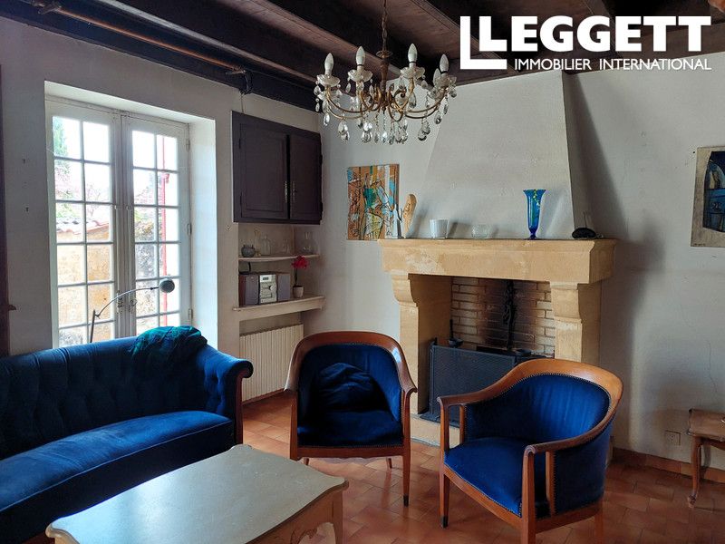 Property photo 2 of 10