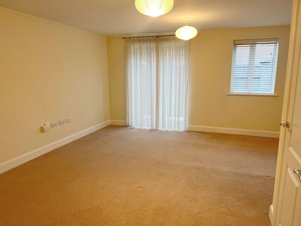 Property photo 3 of 9 Picture No. 18