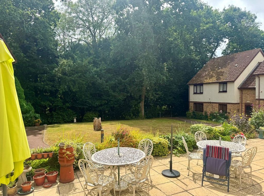 Property photo 2 of 11 Picture No. 03