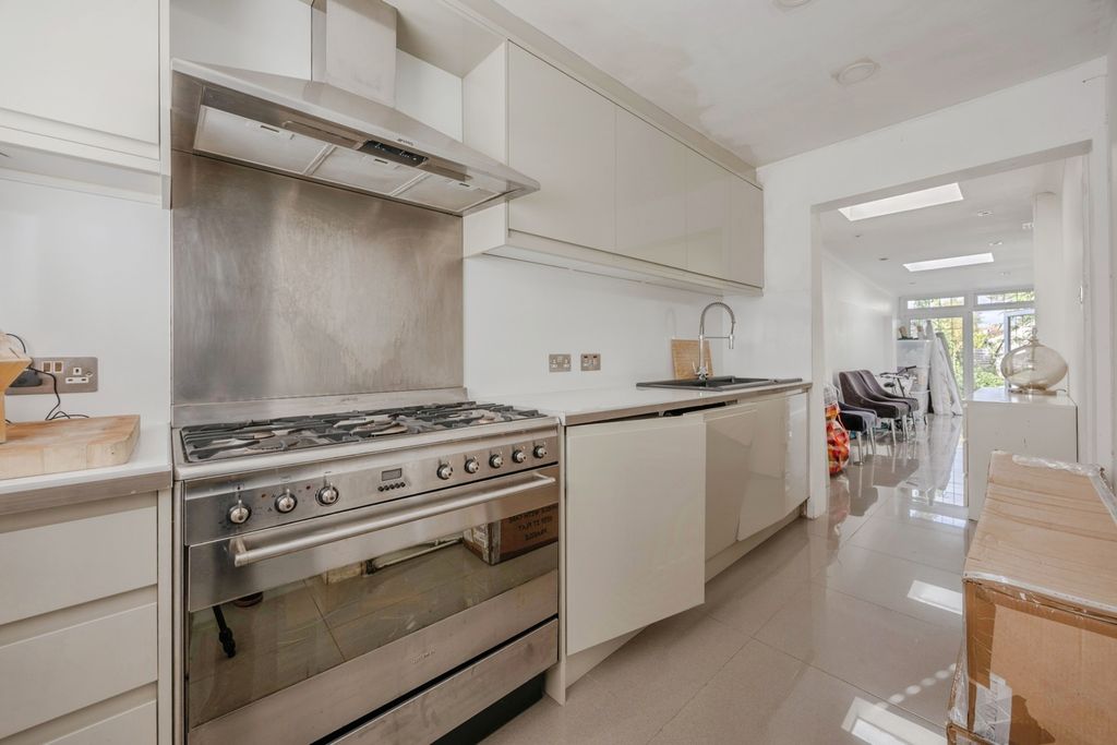 Property photo 2 of 24 Pbox-Img.Jpg