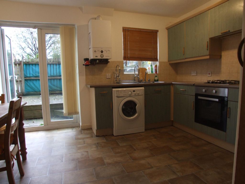 Property photo 3 of 14 Photo 4
