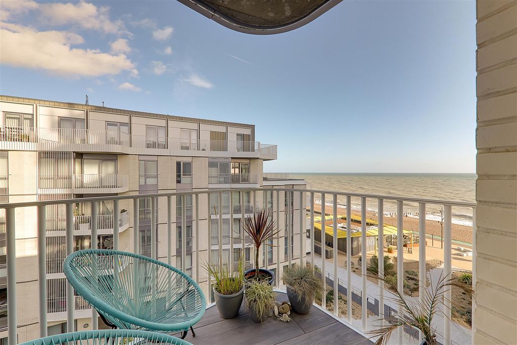 Property photo 3 of 33 Img_6340-Img_6342.Jpg