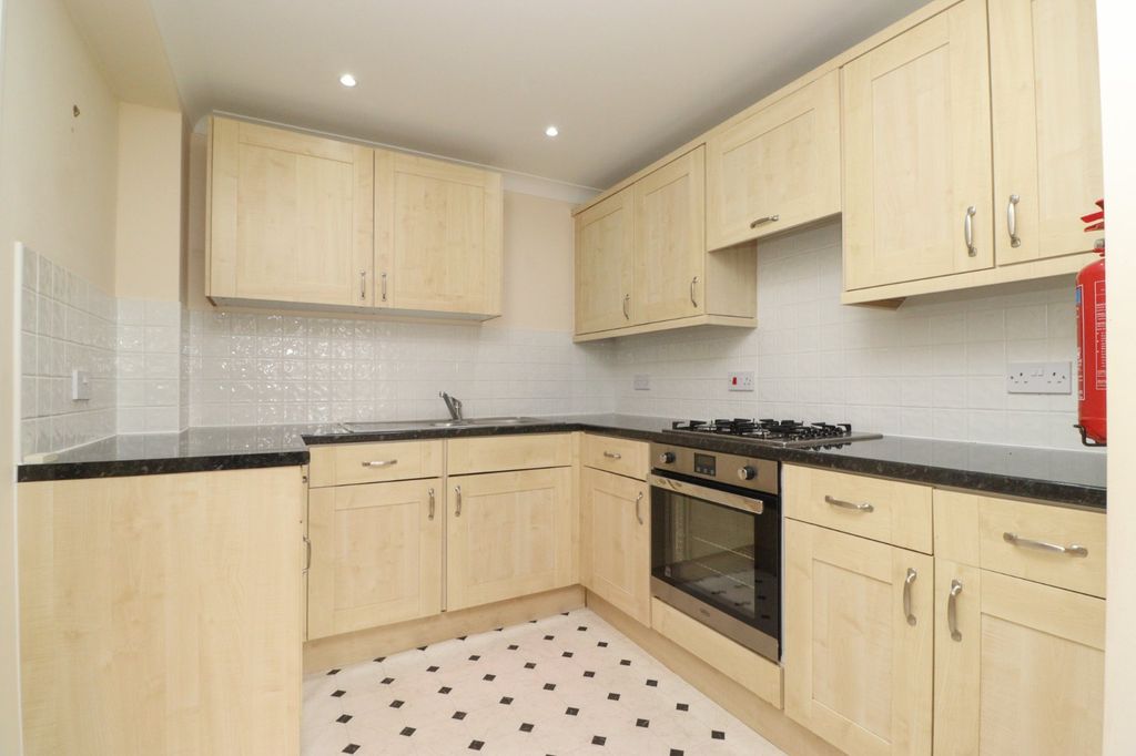 Property photo 3 of 11 Picture 3