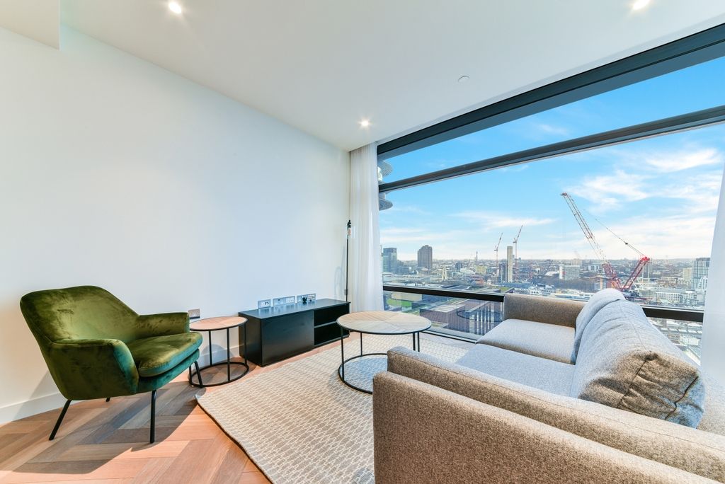 Property photo 2 of 9 Living Area