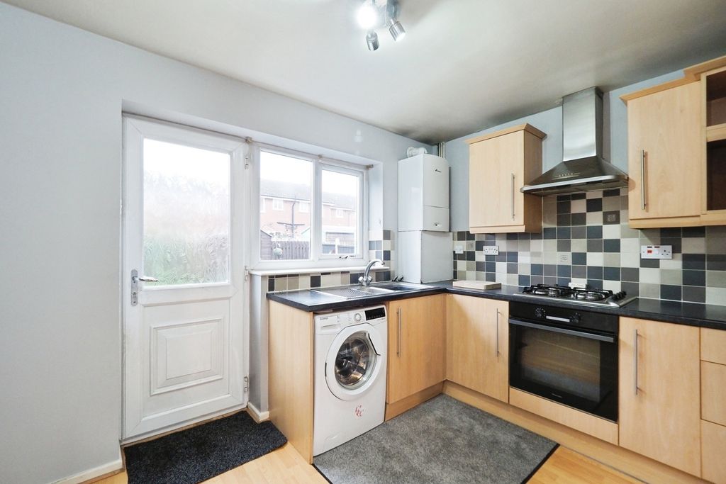 Property photo 3 of 18 Pbox-Img.Jpg