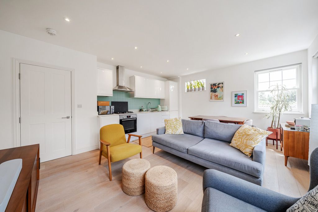 Property photo 1 of 9 1484787-18-6A43c8...