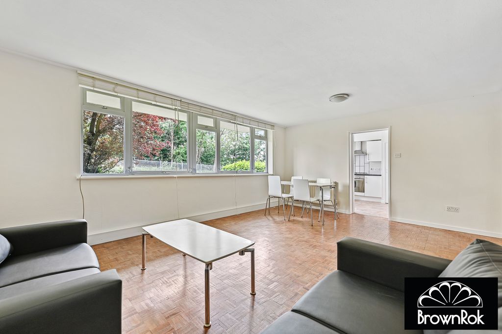Property photo 1 of 8 Highres2459260
