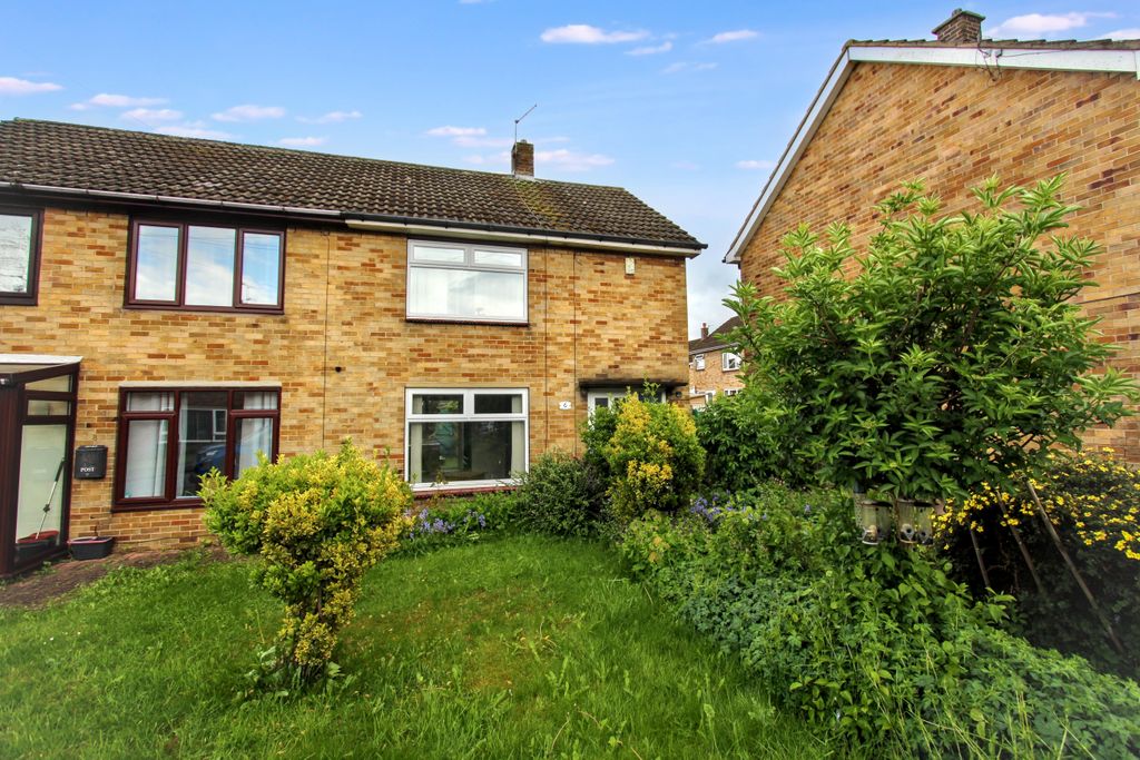 Property photo 1 of 6 6 Silkstone View, Hoyland, Barnsley S74 0Qr
