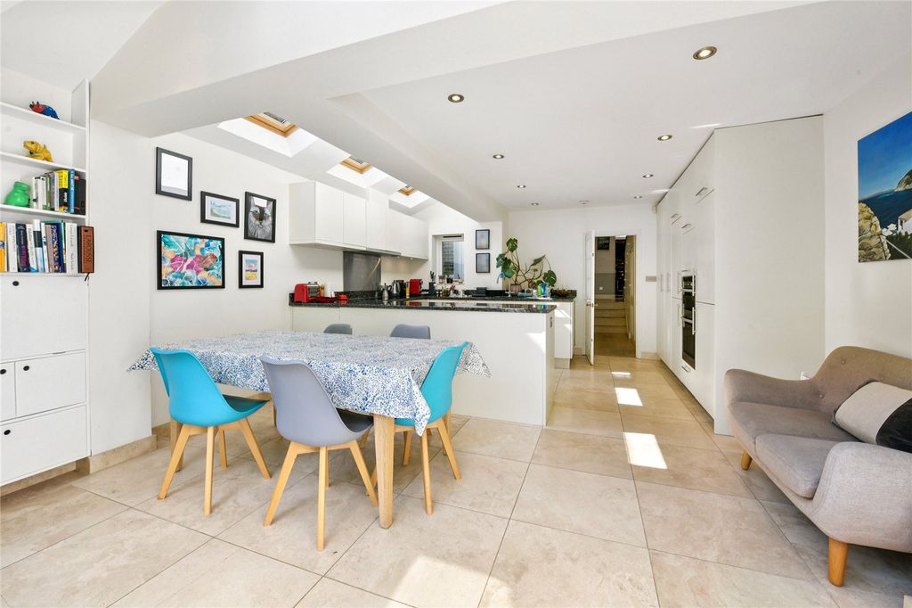 Property photo 2 of 13 Kitchen