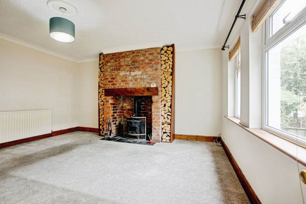 Property photo 3 of 13 Pbox-Img.Jpg