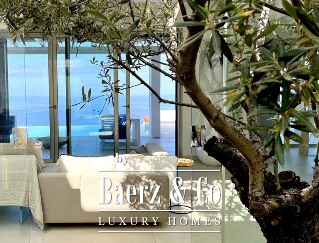 Property photo 2 of 28