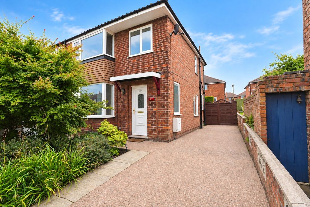 Property photo 1 of 18 External