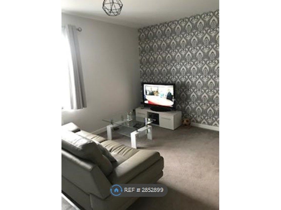 Property photo 2 of 3