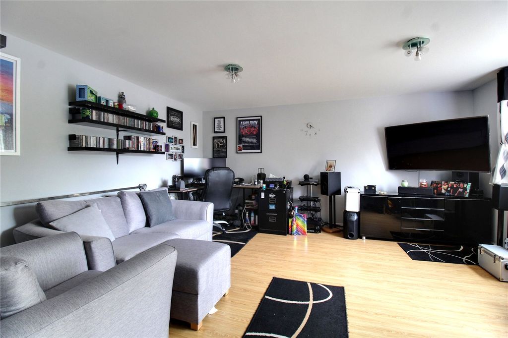 Property photo 2 of 7 Picture 2