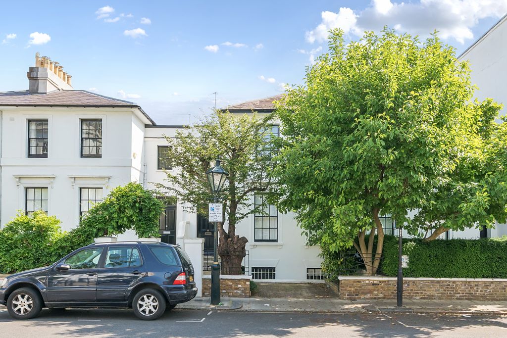 Property photo 1 of 22