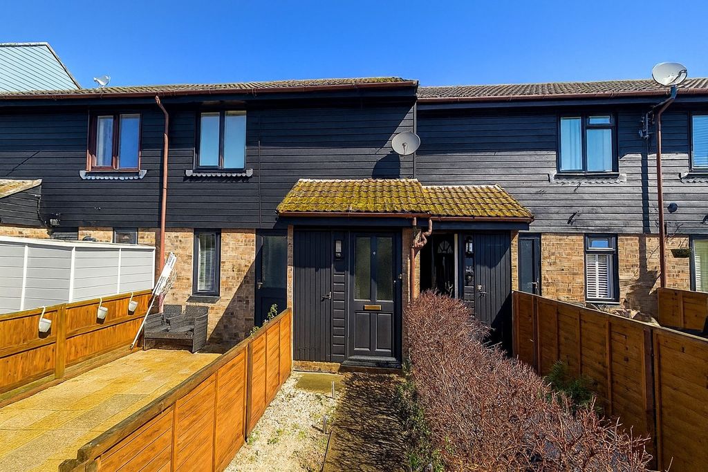 Property photo 1 of 6