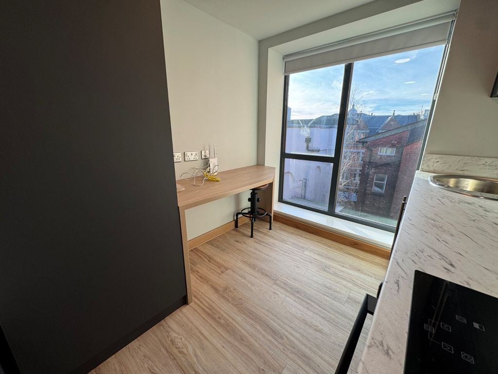 Property photo 3 of 11 Picture No. 02