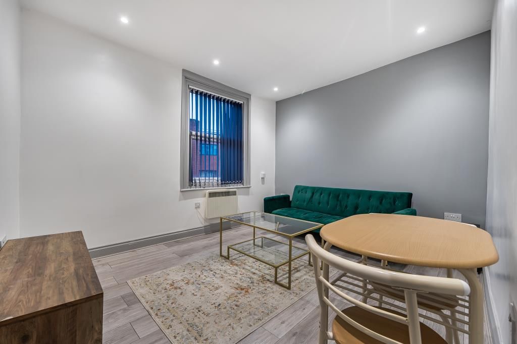 Property photo 2 of 21 Reception