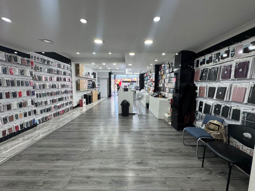 Property photo 3 of 10 Gallery