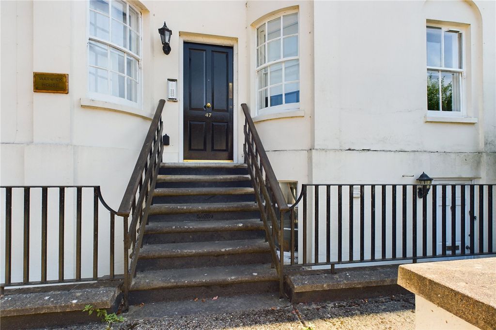 Property photo 1 of 15 Entrance