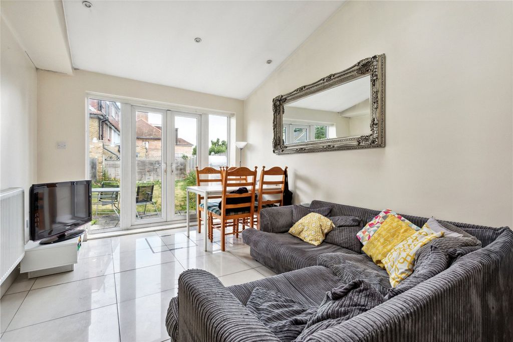 Property photo 2 of 12 Picture No. 05