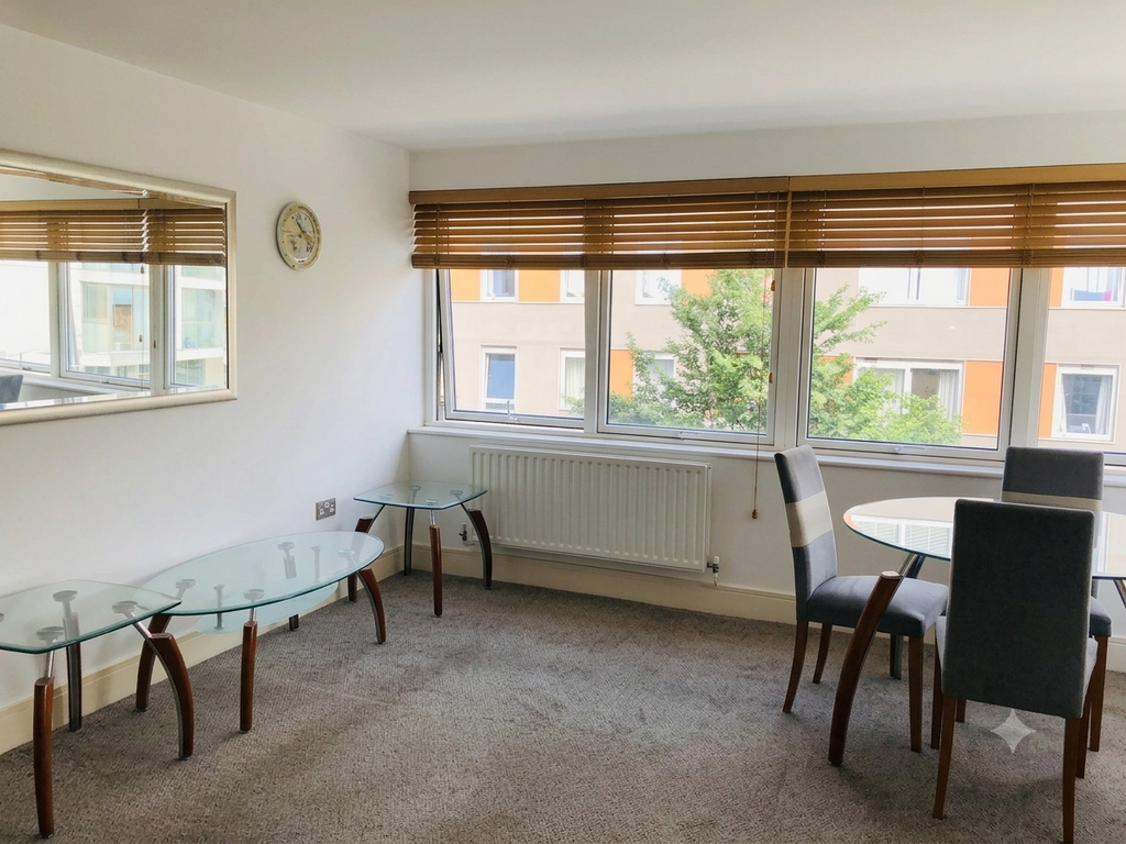 Property photo 2 of 26