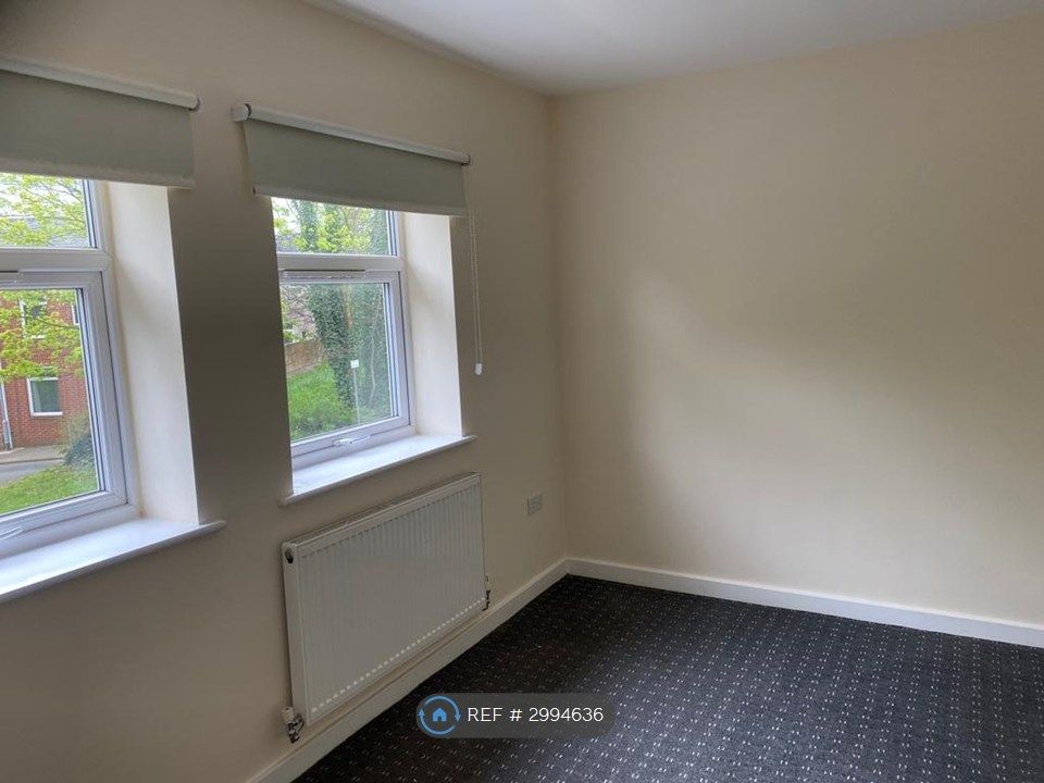 Property photo 3 of 6