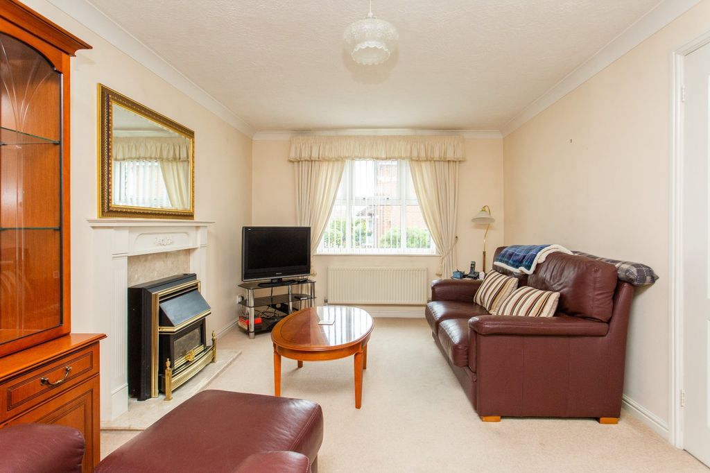 Property photo 2 of 18 Picture 2