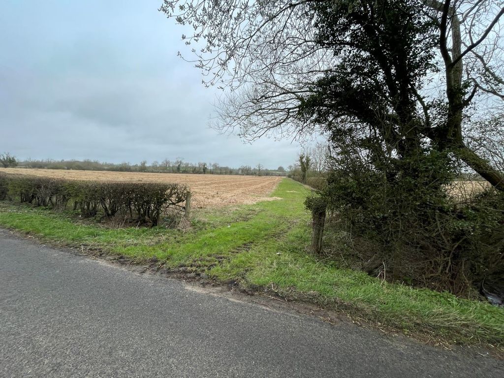 Property photo 2 of 7