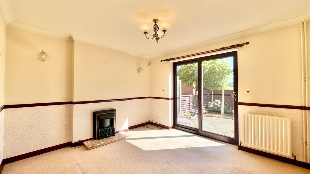 Property photo 2 of 11 Photo 2
